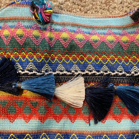 New tassel purse - Picture 2 of 7